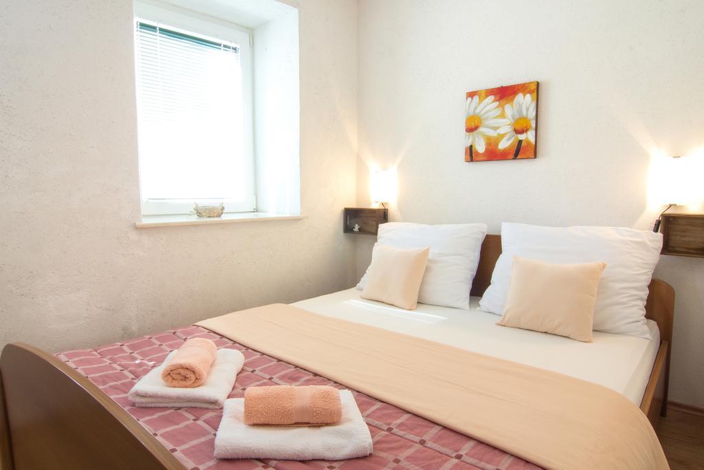 Split Inn Apartments Pokoj fotografie